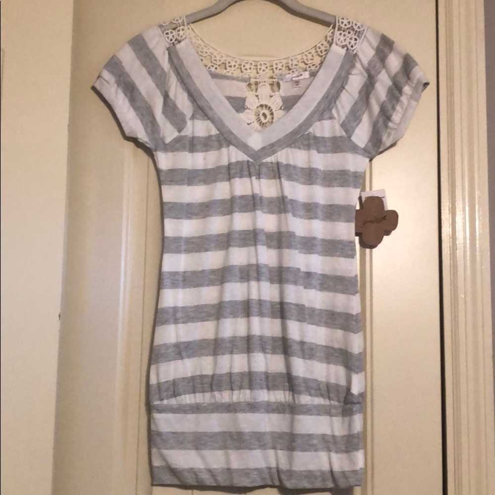 Stripe top